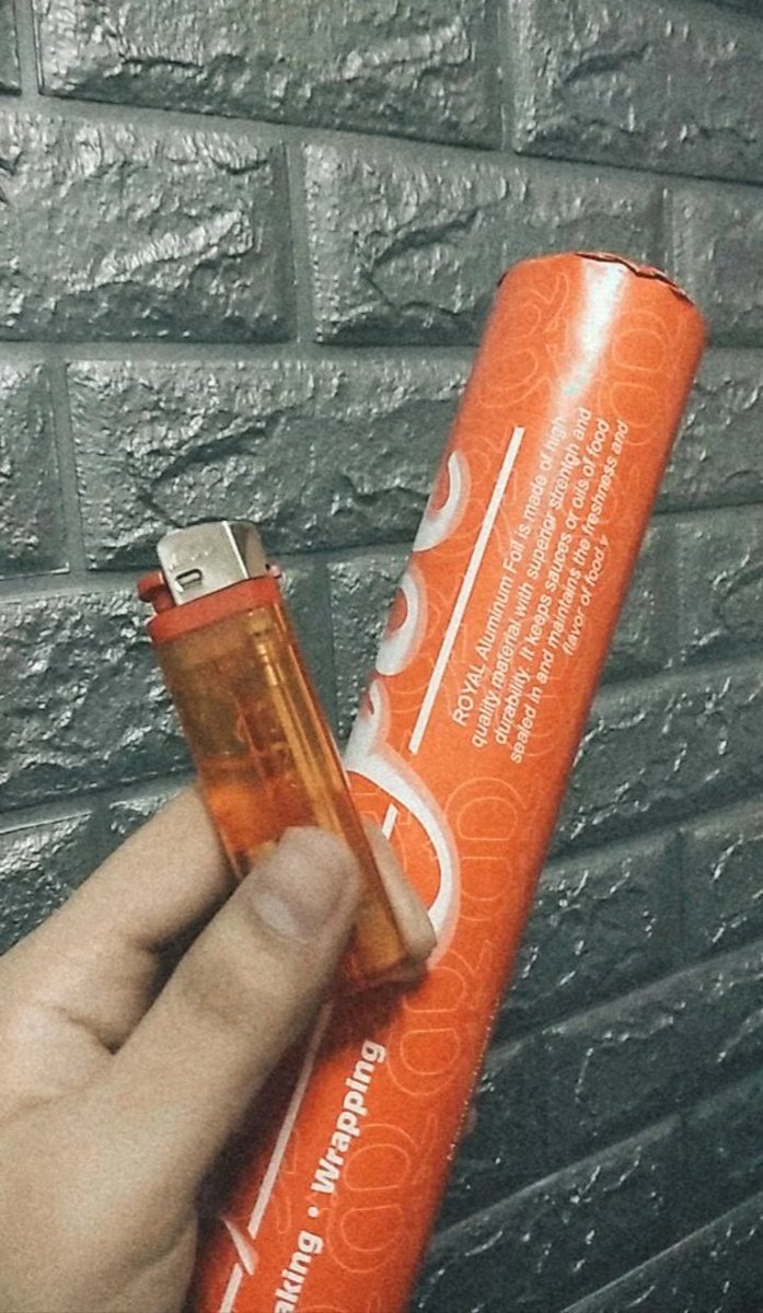 mykooooool's tweet photo. wala nako maisip na #somethingembarrassing haha๐
for legal reason: this is a joke hehe #iodizedsalt #exchangegift https://t.co/pb0Yge2ngS