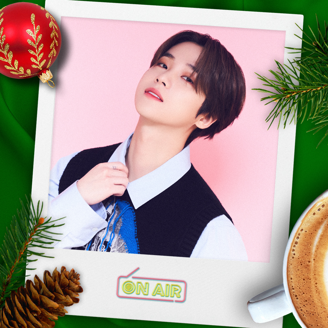 Onair_Shinswave's tweet photo. [ON AIR] 크리스마스 선물 공개!🎄��
메리 크리스마스!
극장형 보이는 라디오 <온에어>가 여러분을 위한 특별한 크리스마스 선물을 공개합니다! https://t.co/SBGqgOOzbf