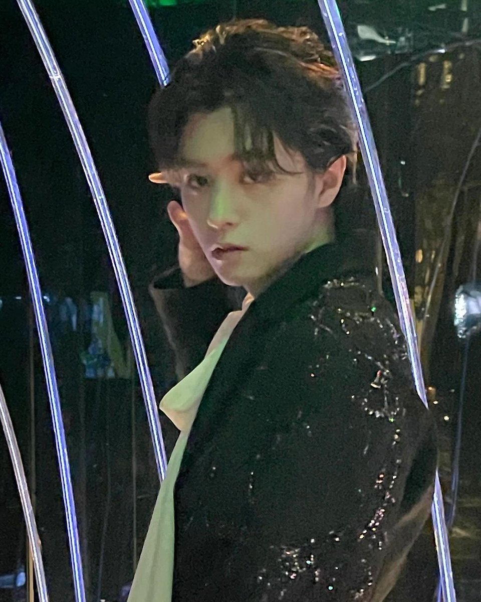 JeromeTH0806's tweet photo. [Jerome ig Update] - 21.12.25

Hollow 🎄. ( One step at a time

🔗https://t.co/9lTqgaUNqd

#邓孝慈 #dengxiaoci #เติ้งเซี่ยวสือ #IXFORM https://t.co/IzPLUhkxCT