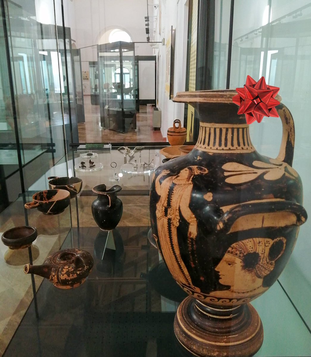 Museo_Eboli's tweet photo. #FinestreAperteSulManEs a #Natale2021🎄🎁
I nostri antenati con intuizioni forse casuali, nate per soddisfare un bisogno, hanno realizzato degli oggetti che usiamo ancora oggi e che probabilmente saranno presenti sulle tavole imbandite per queste #feste😋
#MerryChristmas2021 https://t.co/bt44T10mvb