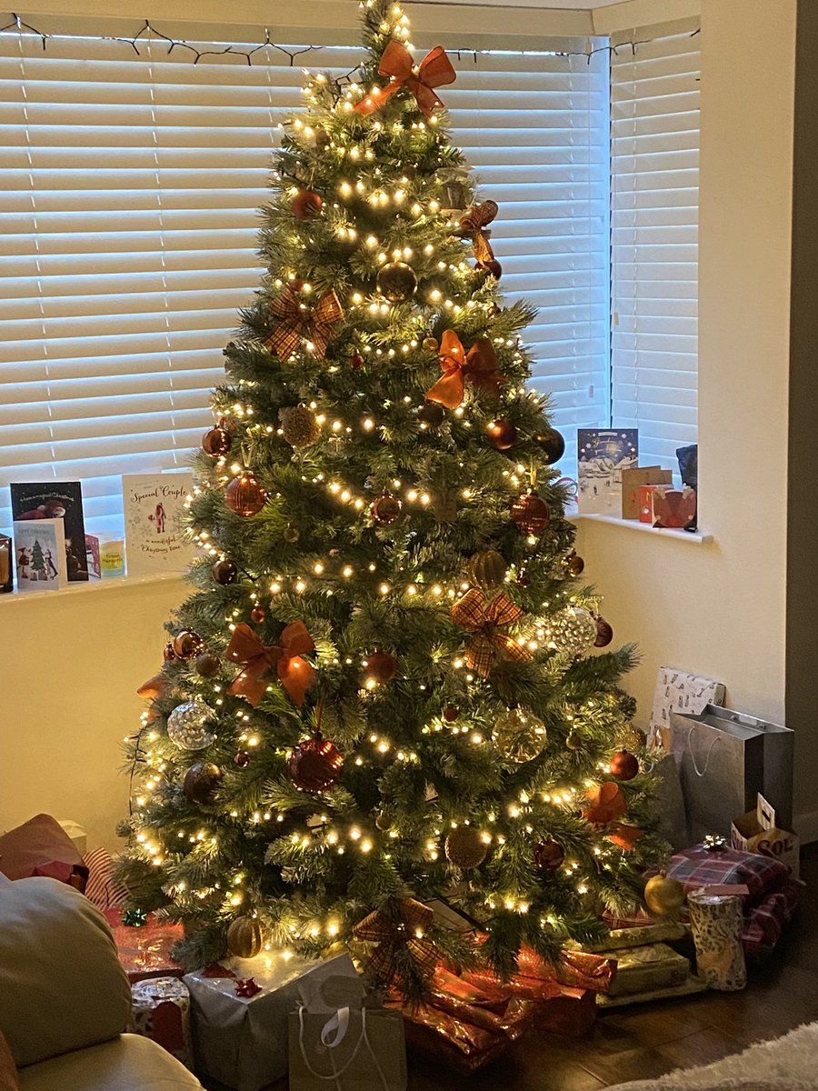 MrKirkTeach's tweet photo. Merry Christmas everybody. Wishing you the most wonderful day. ππ
π» #SantaHasBeen https://t.co/BQuu3lehip