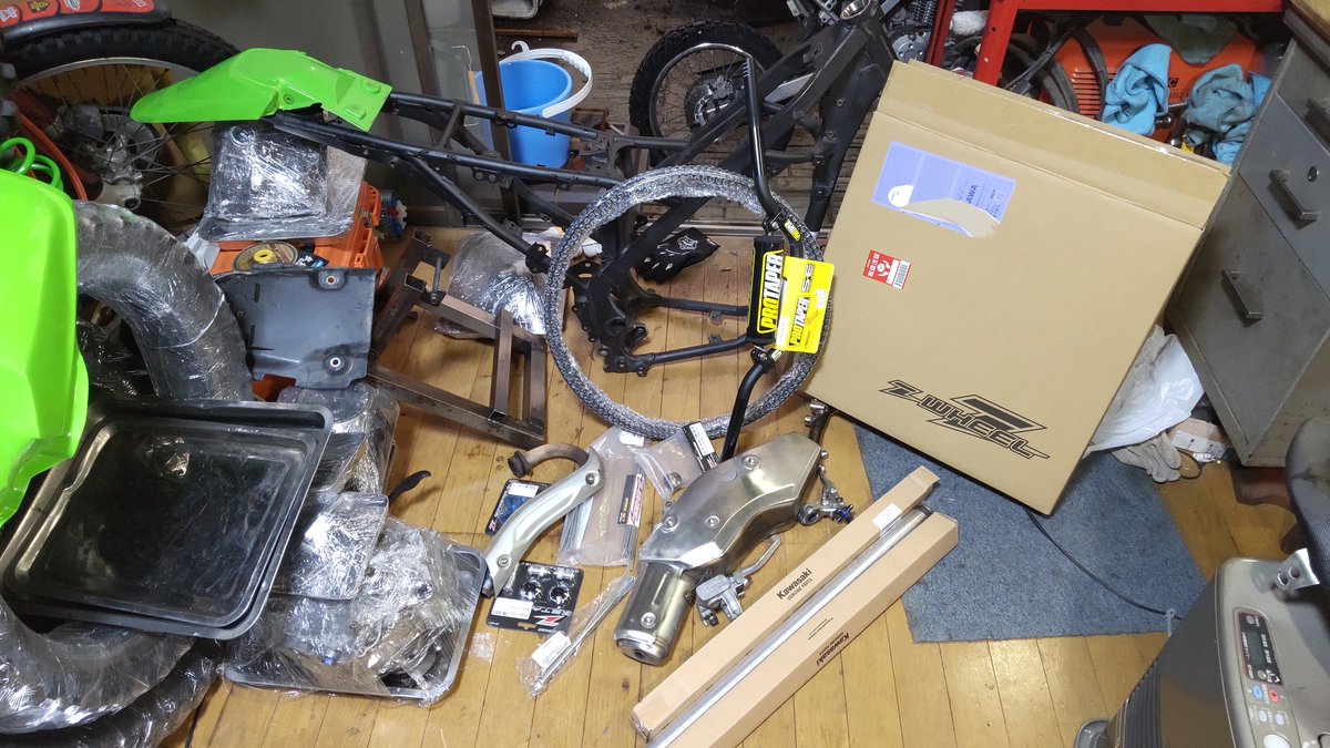 ニシム・ラディン tweet media