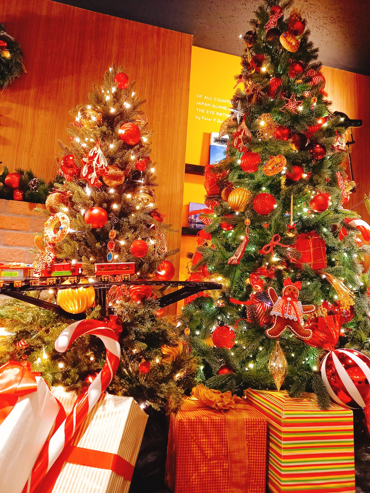 公式 成田空港 Japan Duty Free メリークリスマス 皆さんどうお過ごしですか 思い思いの クリスマスを楽しみましょう クリスマス イベント 成田空港 免税店 プレゼント T Co Srlcs1ovif Twitter