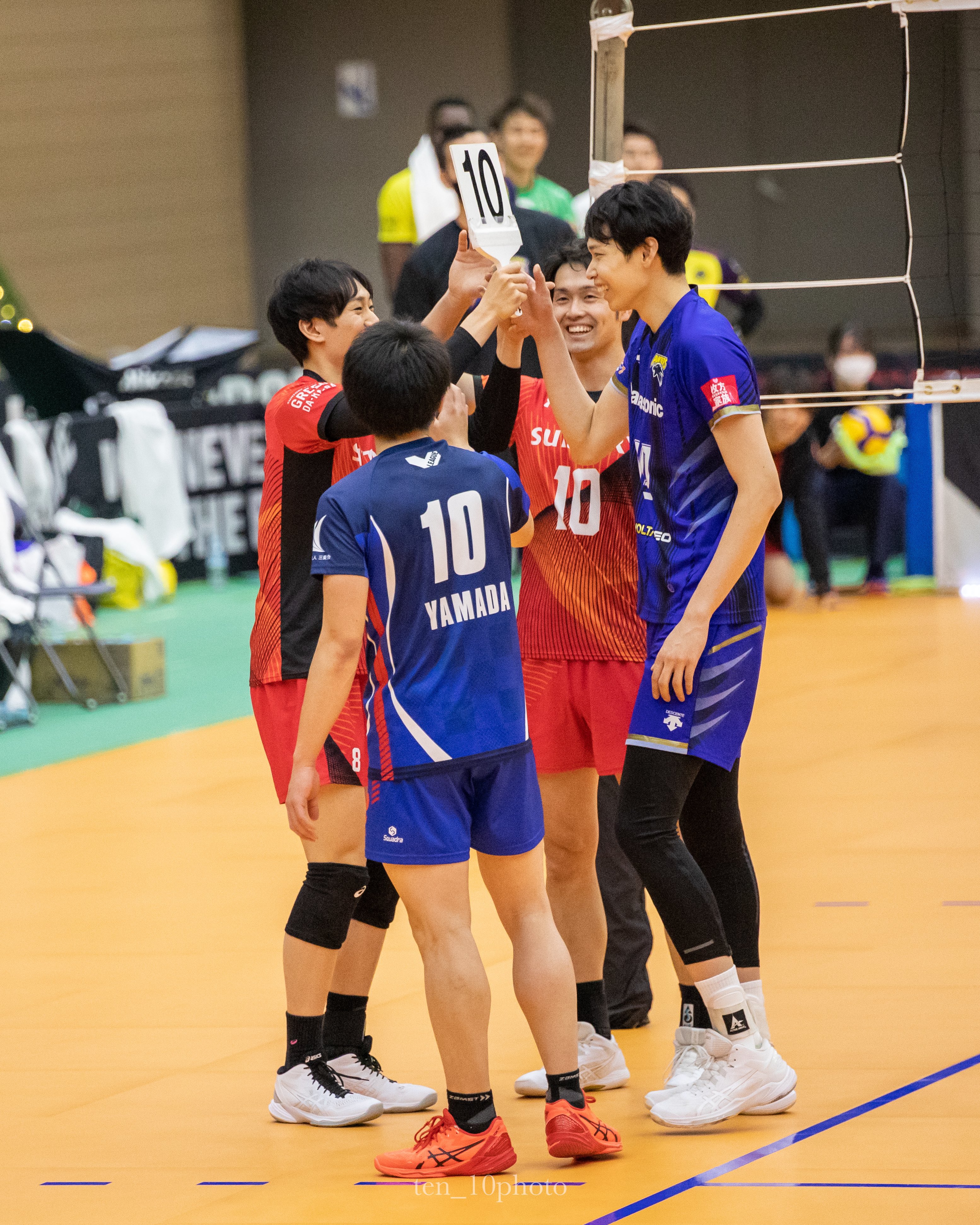 柳田将洋 THE MOMENT BOX Tシャツ Ｍサイズ 柳田将洋 選手 THE MOMENT BOX（TシャツM）