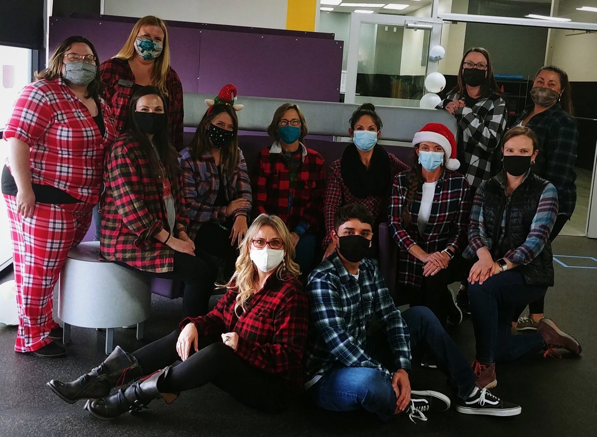 PWRGymTucson's tweet photo. Merry Christmas from PWR!
#pwr4life #exercise4brainchange #merrychristmas #christmas #familyphoto https://t.co/44tCo2hRFw