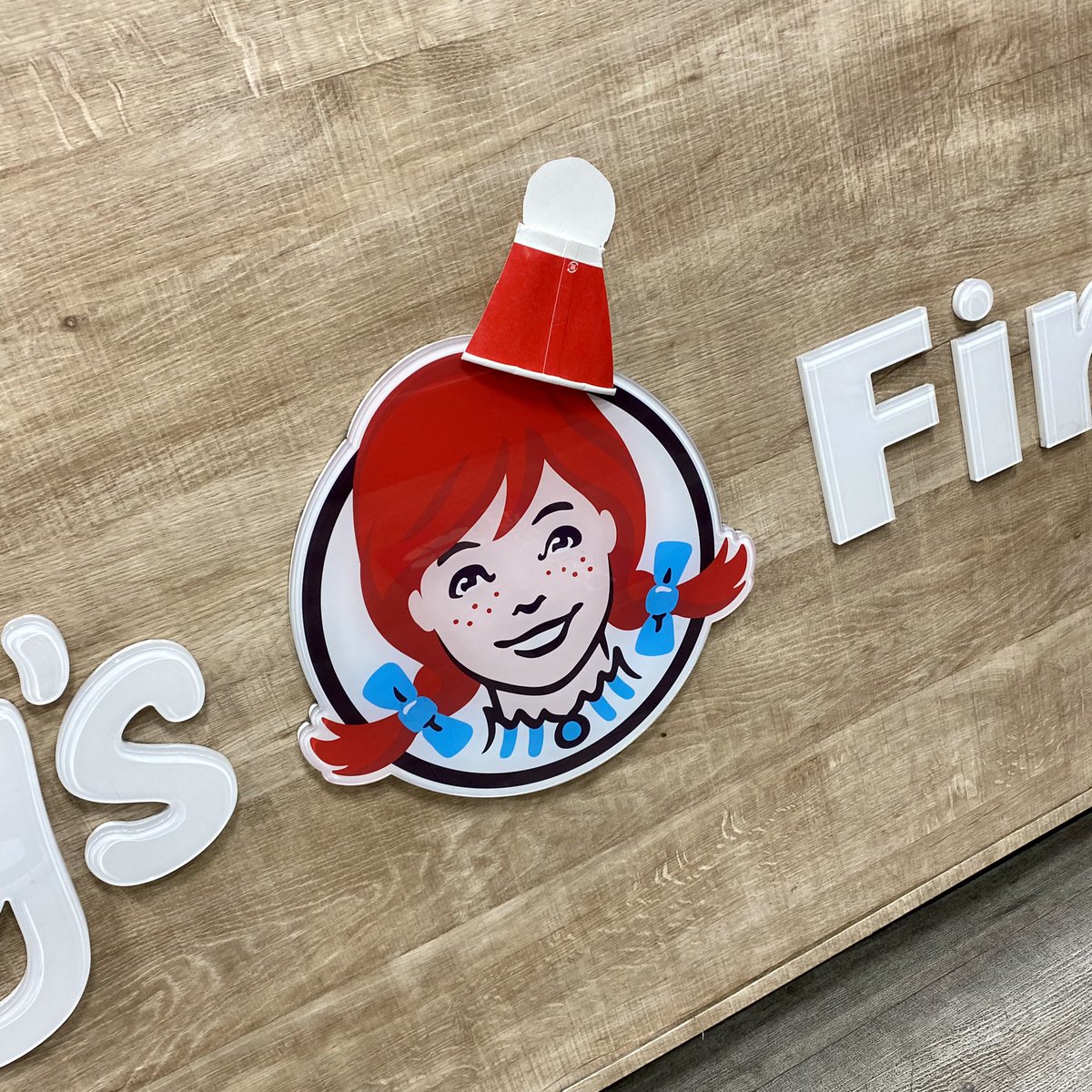masa_punx1981's tweet image. サンタ帽子が手作りで良し👌

#Wendys
#FirstKitchen 
#MerryChristmas