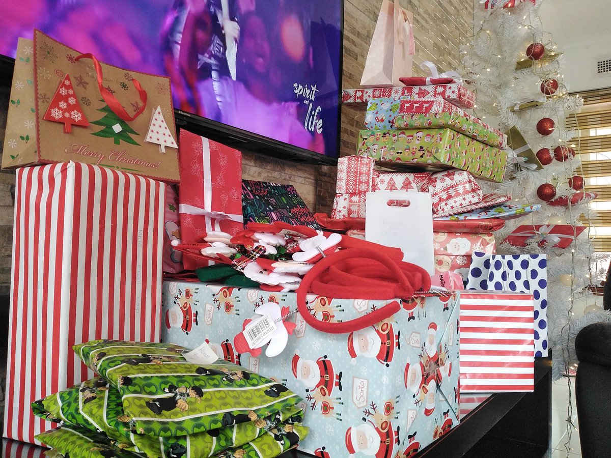 superbeatmaker's tweet image. People need to learn to speak for themselves. Me and most of the people in my life are having a blast out here