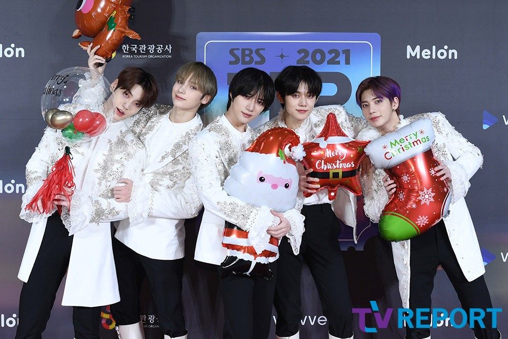 ITZY、TXT、aespa、IVEらクリスマスに続々！「2021 SBS歌謡大祭典