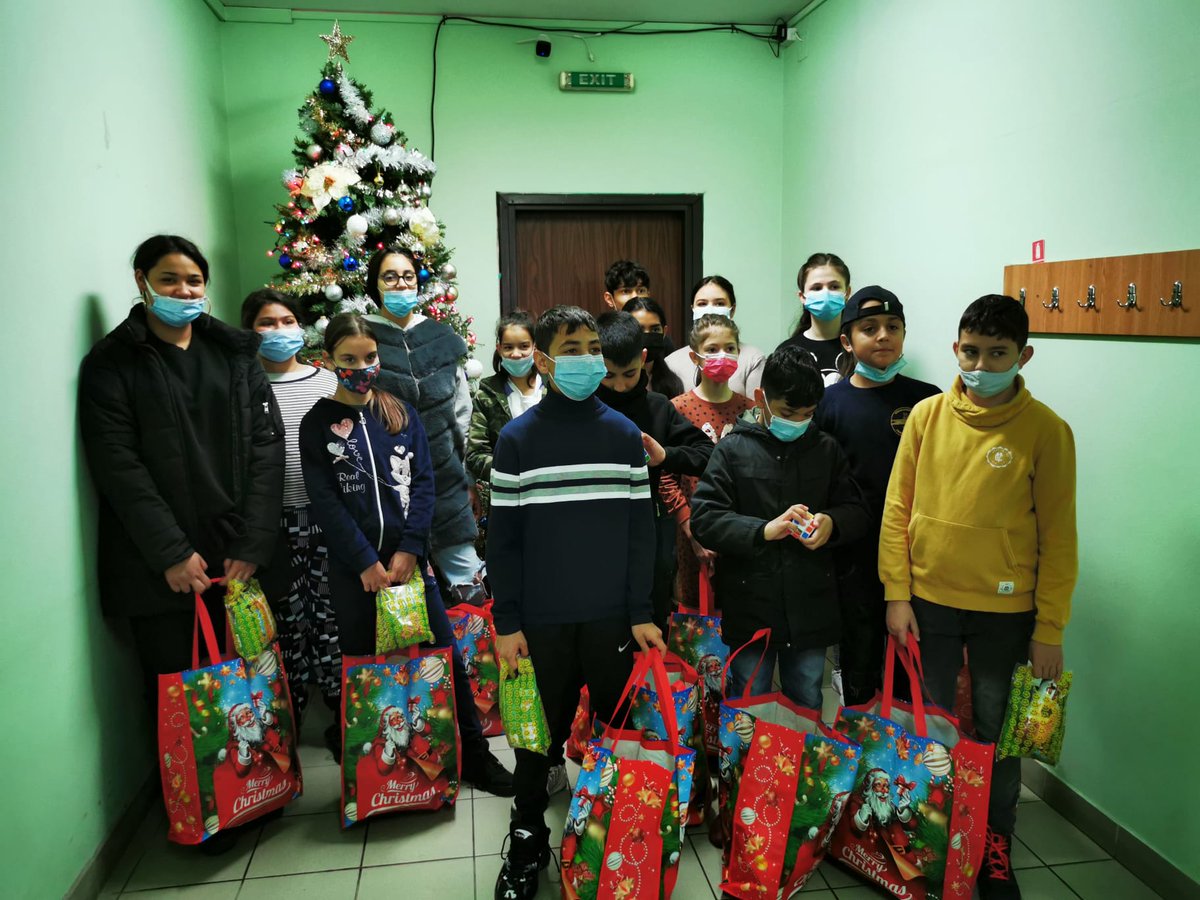 Project__Ruth's tweet image. Merry Christmas from Project Ruth staff, students and families! 

Special thanks to our holiday supporters for their contributions &amp;amp; gifts in kind which helped to make Christmas 2021 special for more than 900 children!