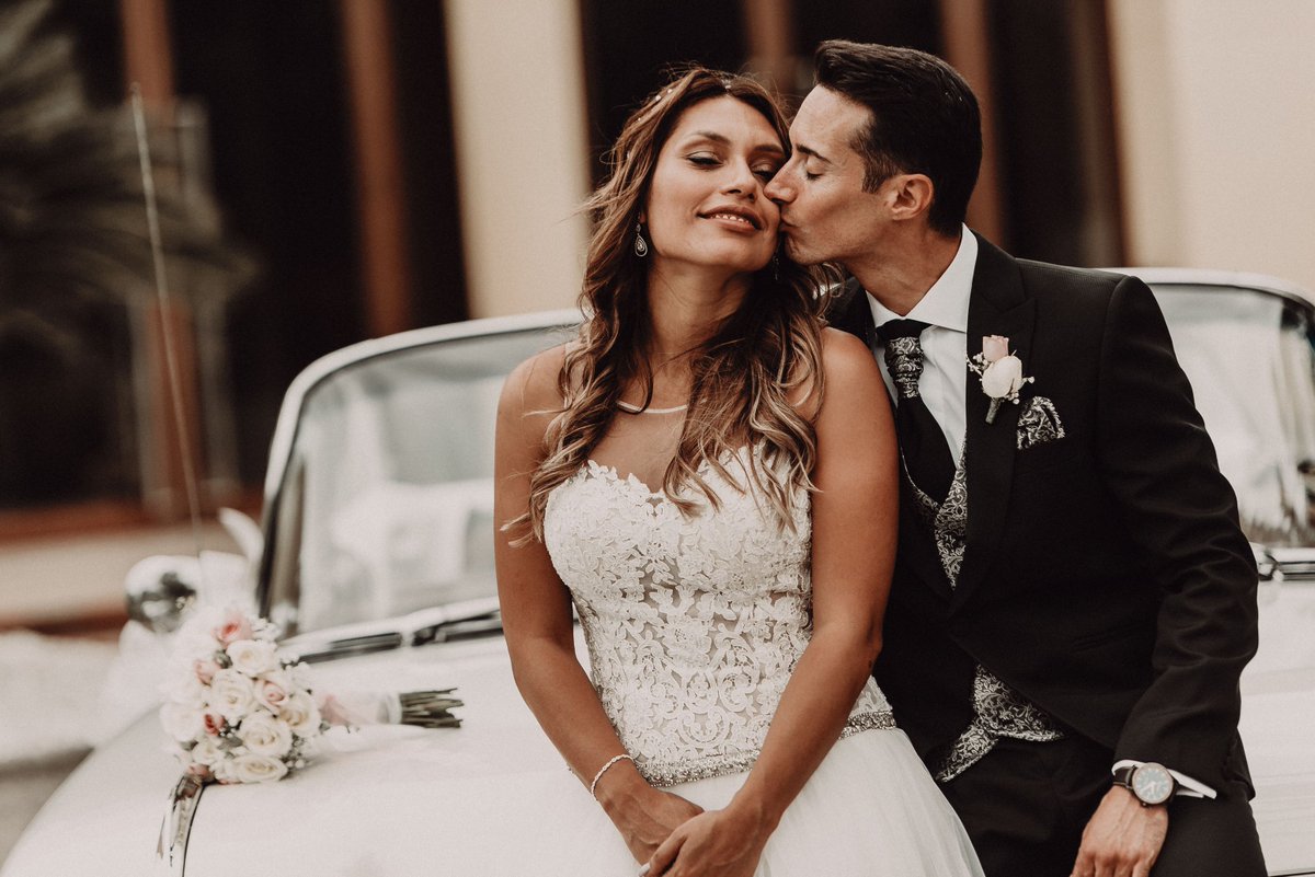 video_boda's tweet photo. Ser amoroso es un don hoy en día, la separación, las máscaras. ¿tu pareja es amorosa? ¿crees que puedes educarte en ser más amoroso?
#noviosporsiempre #noviosmolones #noviosguapos #fotosdenovios #noviosconestilo #noviosfelices #noviosenamorados https://t.co/HoWzN8E531