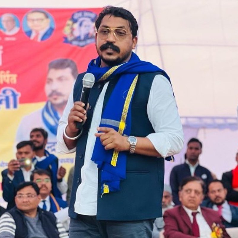 DKMehra00128289's tweet photo. भीम आर्मी व ASP कांशीराम के साथियों तक मेरे अकाउंट @AdvVeerBahadur का ट्वीट नहीं पहुंच पा रहा है, वो साथी मेरे ट्विटर अकाउंट का #नोटिफिकेशन ऑन कर लें!

क्योंकि हम राजस्थान में मिशन की रफ्तार को 2022 में और तेज करने वाले हैं। #जयभीम https://t.co/qj7oJTG4DP