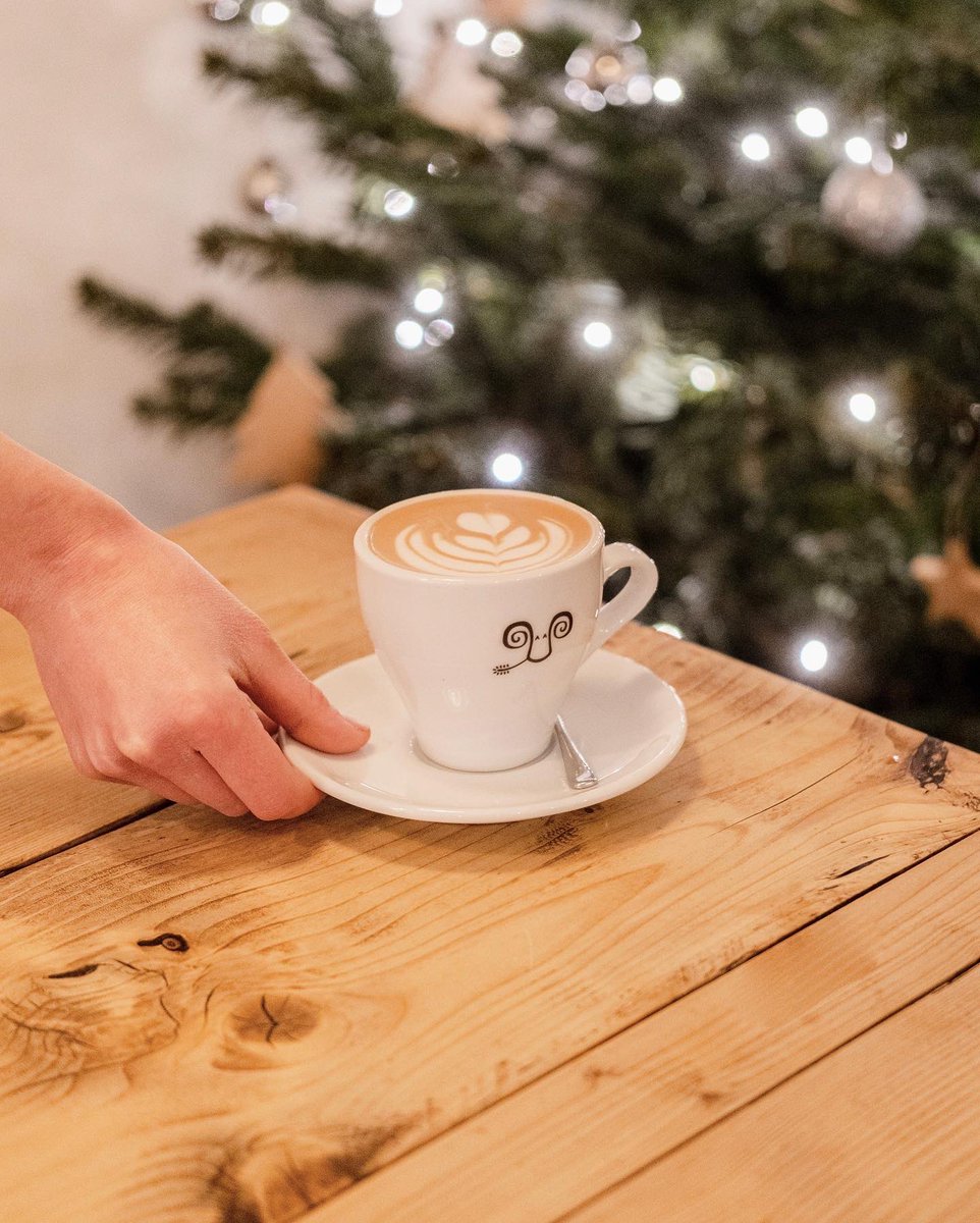 Wishing you a very jaunty Christmas from all of us at our shops, bakery and roastery. 🎄

We’ll be back in our shops and bakery, serving up coffees, dishes and loaves from 9am tomorrow. See you then!