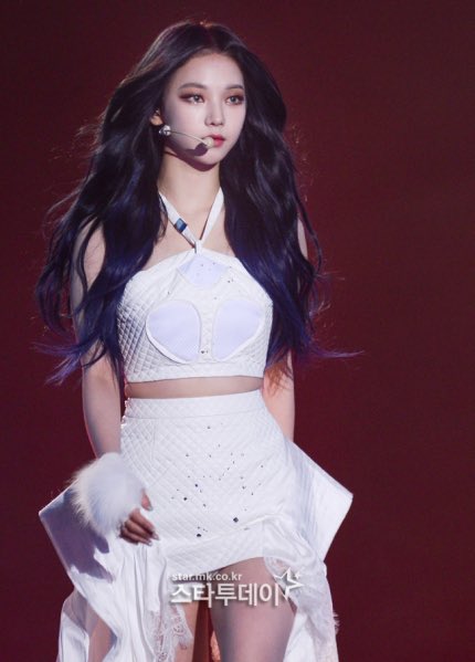 FHcfgT3aQAI-0jd?format=jpg&name=small