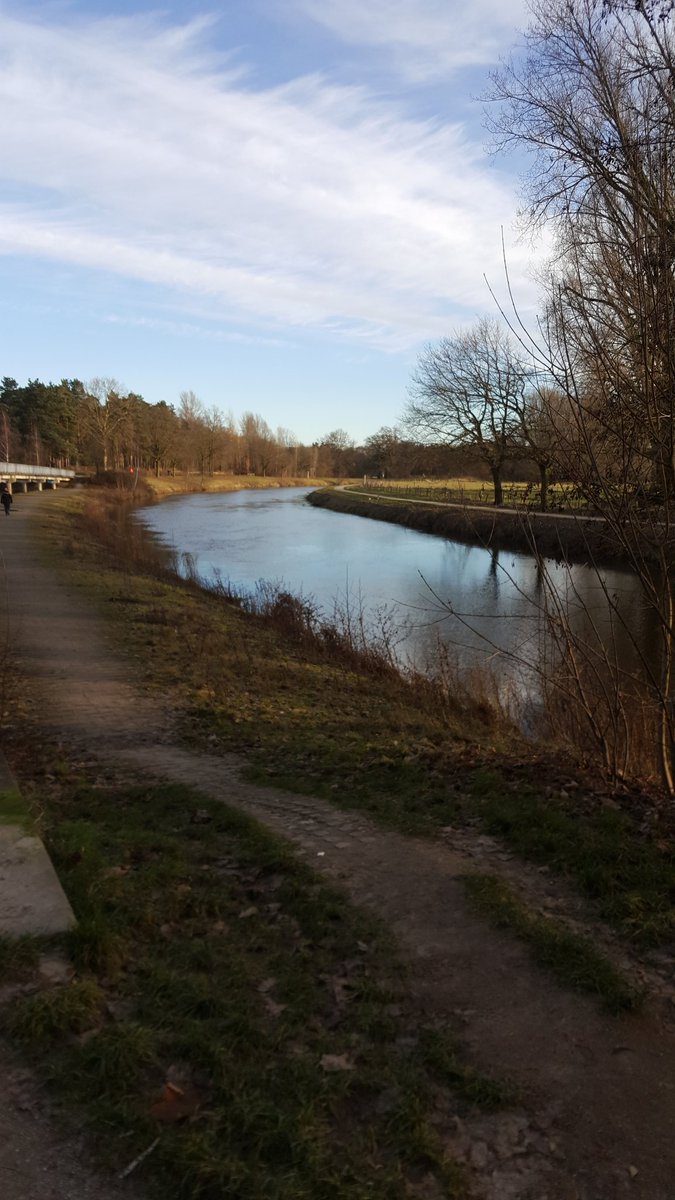 Mit schönem Wetter und Ruhe in den Tag starten 😊
Ich mag diese innere Ruhe wenn man wirklich mal keinen Stress hat. Einfach die Seele baumeln lassen.