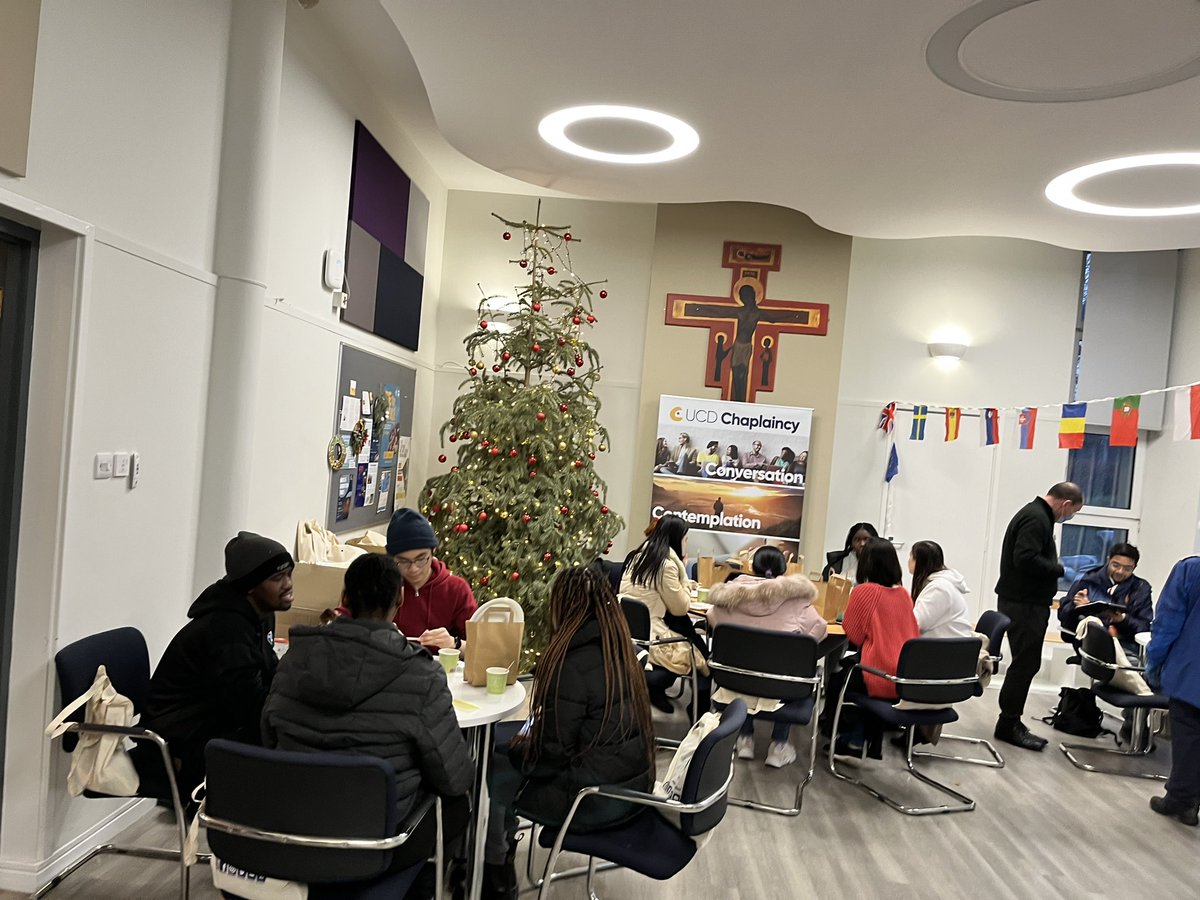 Eamonn Bourke tweet media