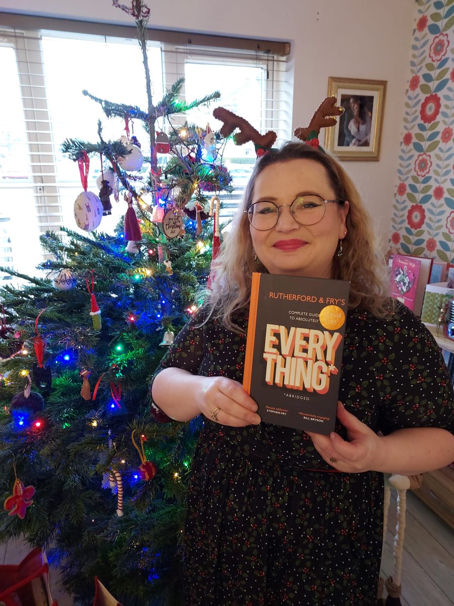 RockettGreen's tweet photo. @AdamRutherford @FryRsquared look what I got for Christmas. So excited to start this!!!!! i have the best husband ever. Thank you @RockettLeon . Xxx https://t.co/NZuVjJZS3N