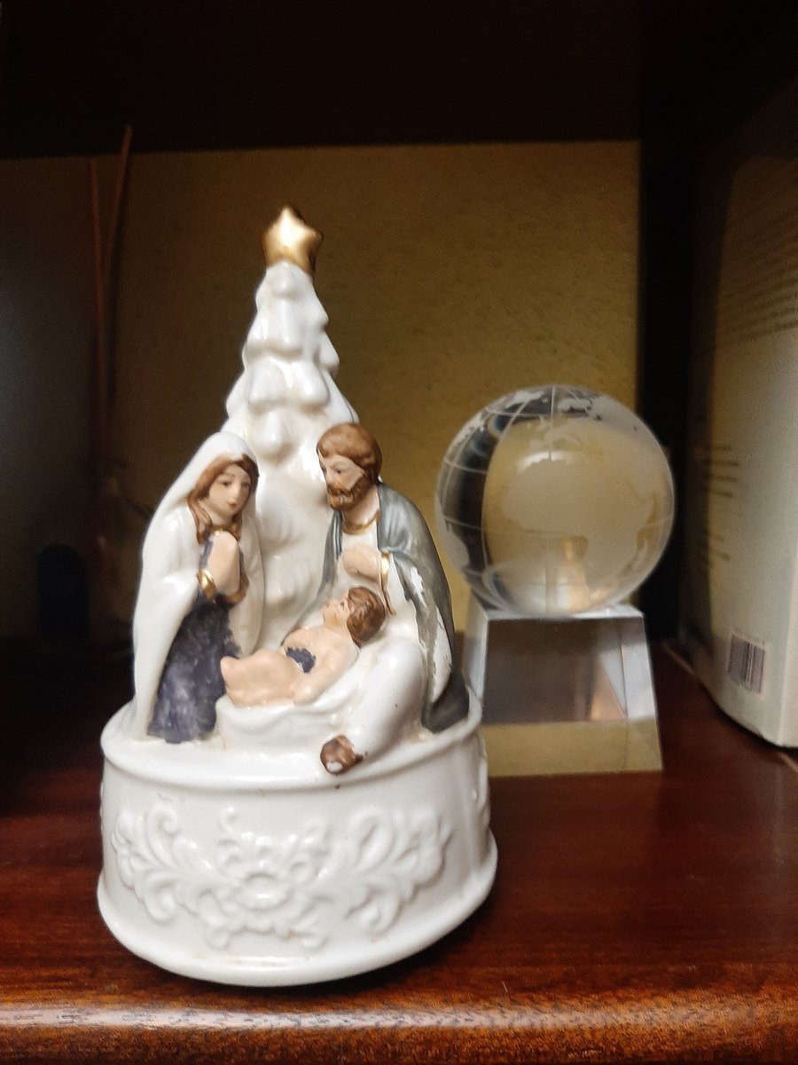 pasanchezmatas's tweet photo. Cristo es absolutamente original, único e irrepetible.
#SanPablo
#FelizNavidad
#EguberriOn
#BonNadal
#BoasFestas
#PASM2021 https://t.co/KrDmnmndCc