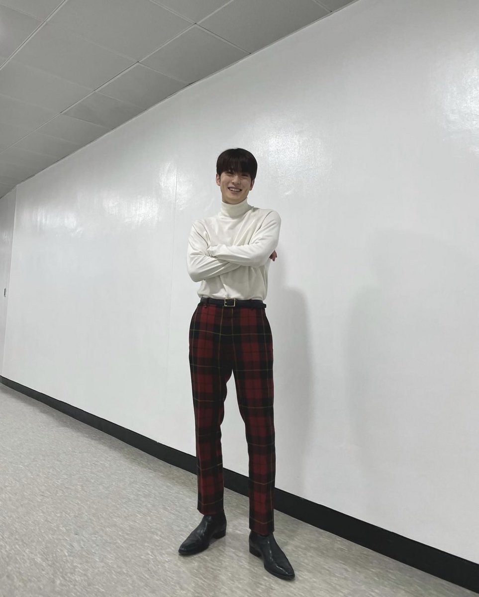 jhyunfolder's tweet photo. https://t.co/W6L63XAu9b