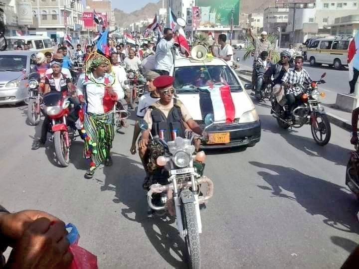 من مع الجنوب و قضية شعب الجنوب

عليه ان ينشر كل الاخبار الساره عن حضرموت

ا