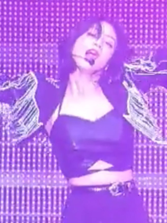 PARK JIHYO IS ON FIRE TODAY OMGGG