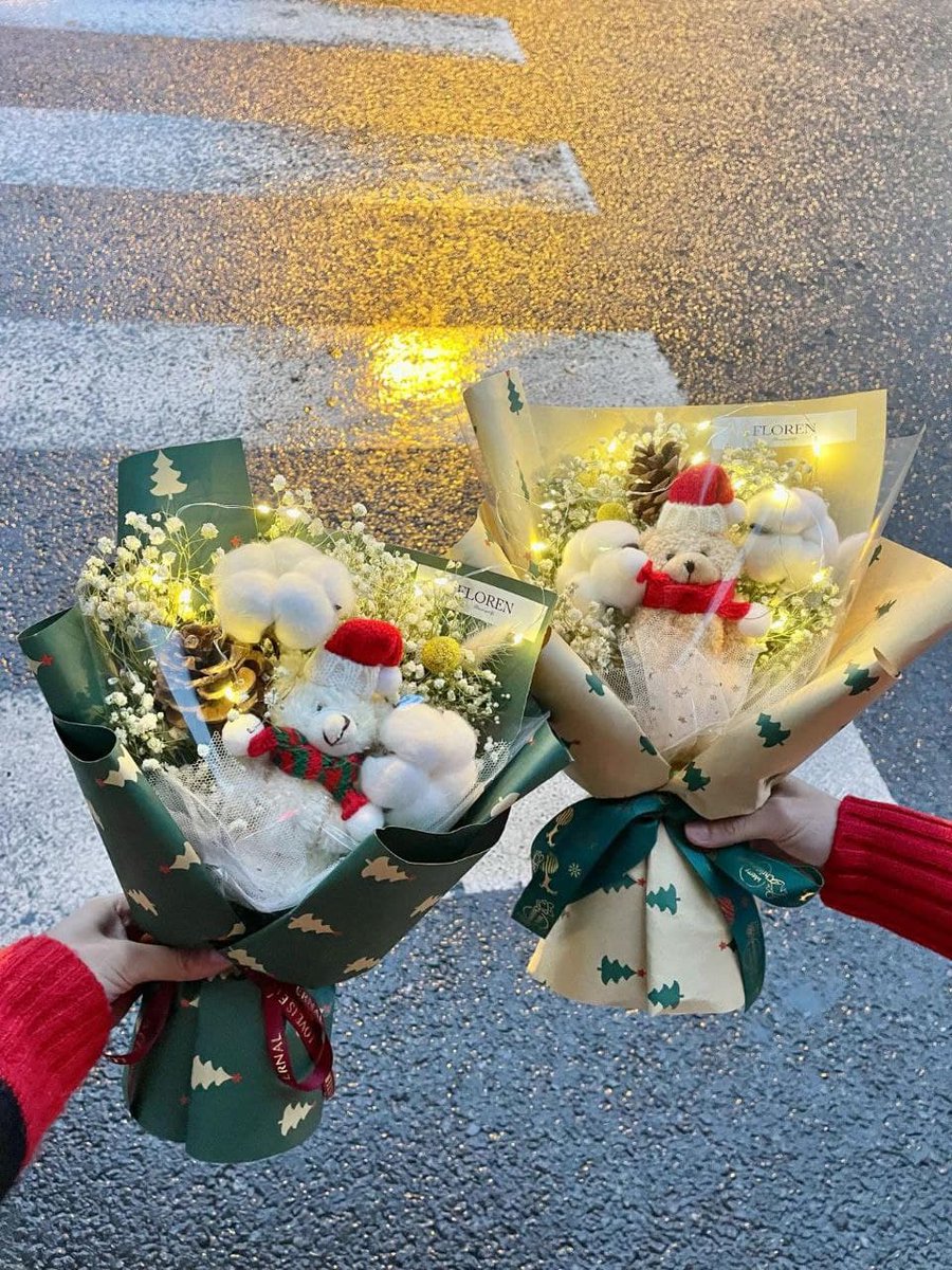 ycw1114's tweet photo. Merry Christmas everyone https://t.co/QW6ftmvArA