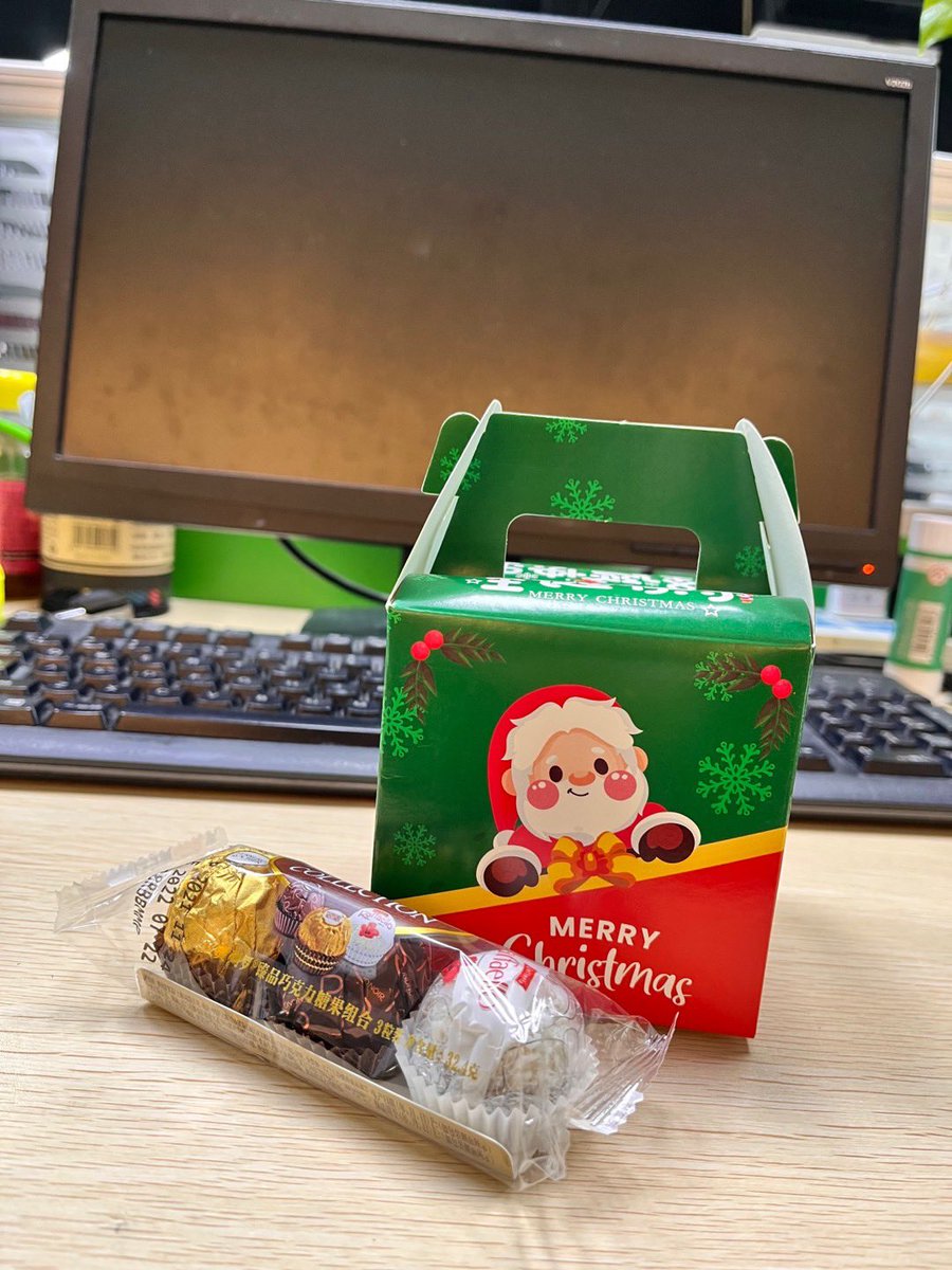 TinNavy's tweet photo. Xmas🎄🎄🎄🎁 https://t.co/gghLzduJu5