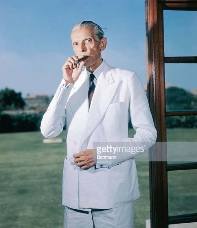 TahiJadoon's tweet photo. He was the Man to whom failure was an unknown word.
He said that, "I don't believe in right decision, I take a decision and make it right."
#QuaidDay #میراقائد #QuaideAzamMuhammadAliJinnah #25Dec #MAJinnahDay #25December https://t.co/sjuVWeqyUu
