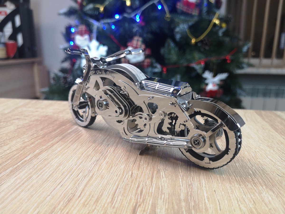 Time4Machine's tweet image. Chrome Rider