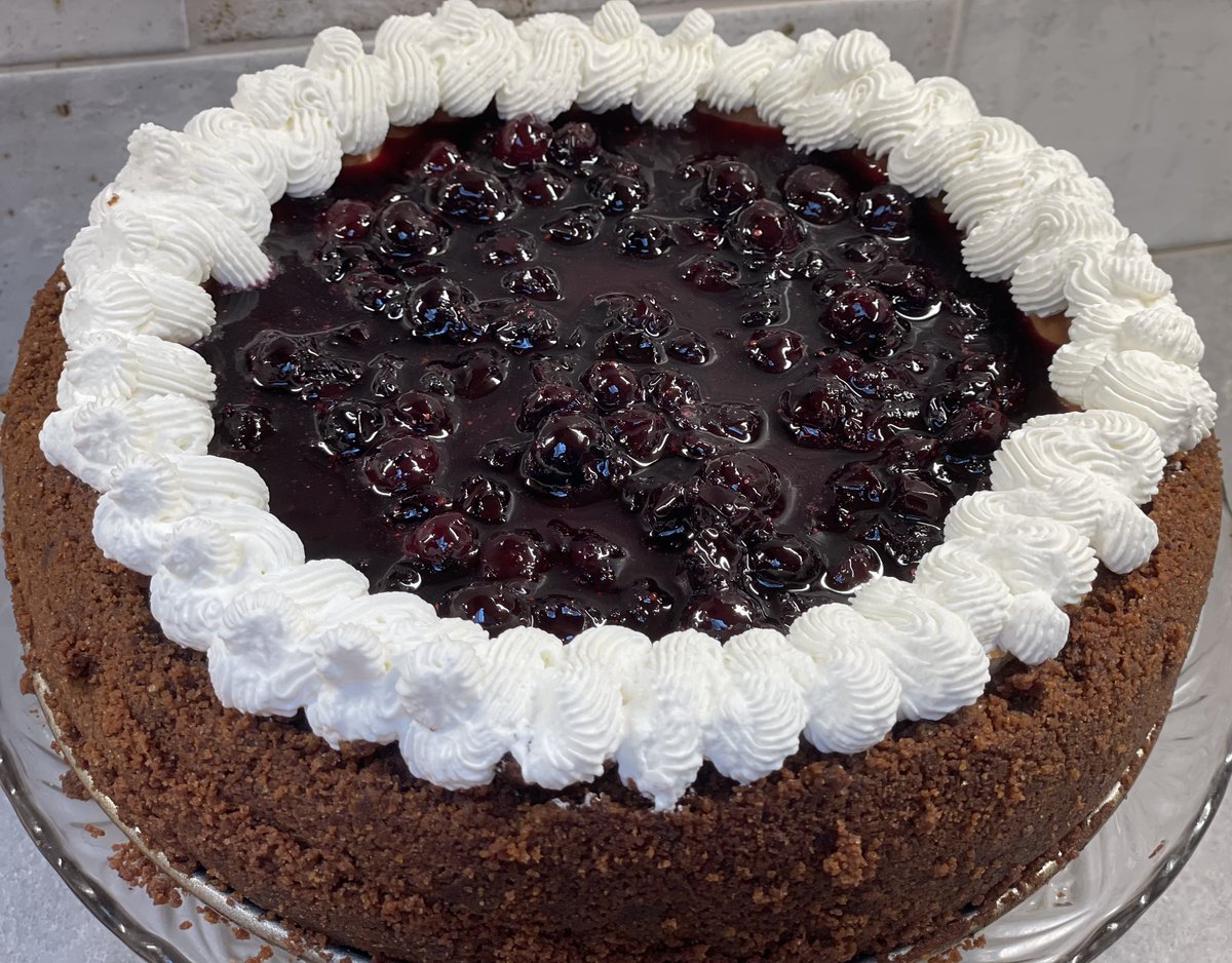 DeniseHebner's tweet photo. Farm life recipes: Lime Cheesecake with blueberry topping and Beef Wellington. Both were showstoppers and Christmas Eve feast highlights. Gave up bagels and creamcheese for cheesecake. #baker #ChristmasEve #tradition #gratefulthankfulblessed #Dessert #exercise https://t.co/da5DpA4NBa