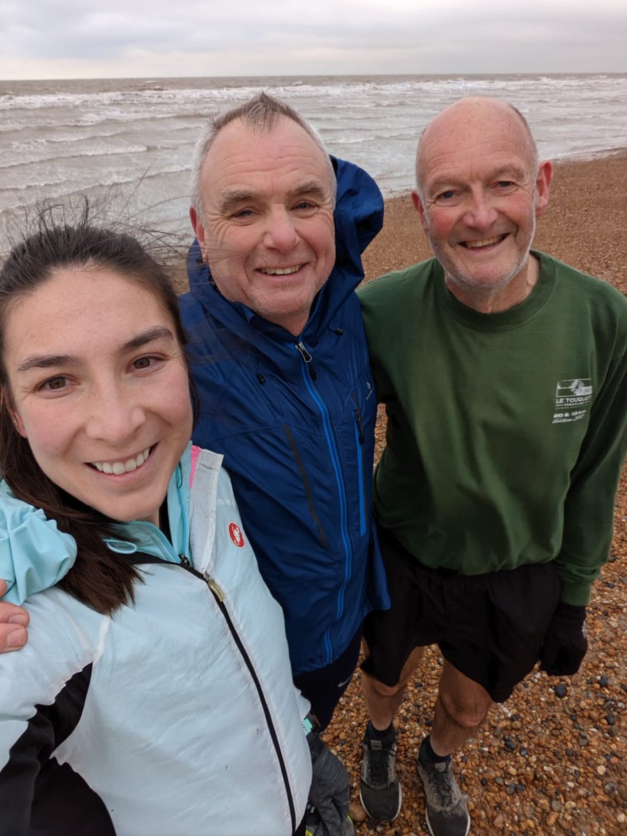 Christmas Day trot over Royal St George's to the beach. Running with the real hockey player and David. Good to have the day off but hope for those working today it's a good day.