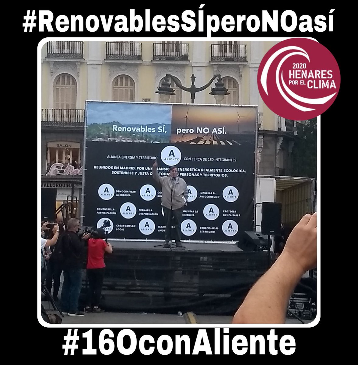henaresxelclima's tweet photo. Más fotos📷 de la manifestación #16oconaliente ✊🏽en la que participamos junto a lxs compas de @EcologistasAlc1 ✊🏽. Momento del genial discurso del ecologista @joaquinaraujo:
“para que la solución no sea un problema, para defender la identidad rural👨🏻‍🌾👩🏻‍🌾, por la dignidad de los
1/3 https://t.co/hjZJLOsCJ1