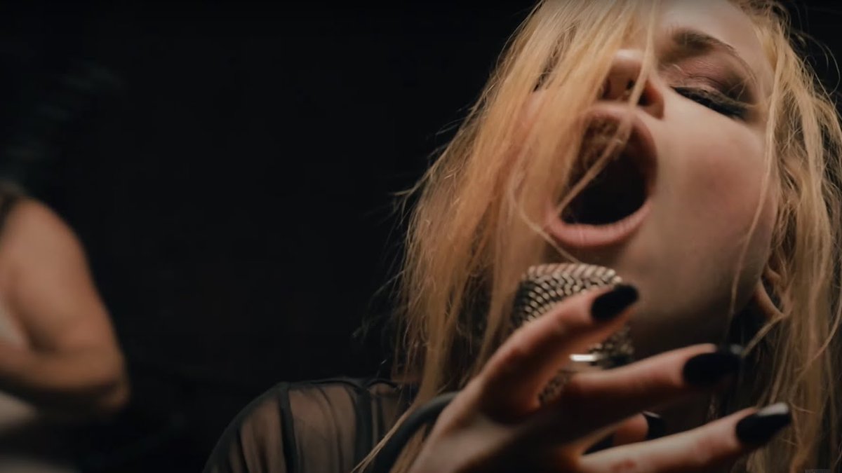 reisquarteu's tweet image. #TheHellfreaks - "Old Tomorrows" (Official #Video - #PunkMetal from #Hungary): youtu.be/EptmRstDcbY \m/