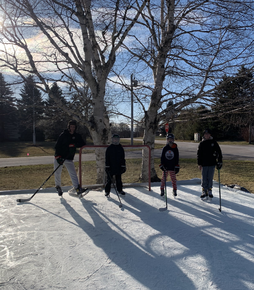 jeffrowell17's tweet photo. Forget the turkey - 1st some 2v2! ⁦@KensingtonWild⁩ ⁦@Attack_U15⁩ #ODR https://t.co/nc1kepM3AV