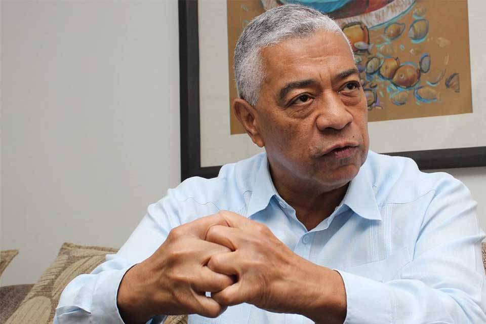 DiarioTalCual's tweet photo. Claudio Fermín dice que de ganar en Barinas garantizará combustible a agricultores #TalCual #ClaroyRaspao #LasPromesas https://t.co/40lt9VDr8o https://t.co/dBUTgN3b6s