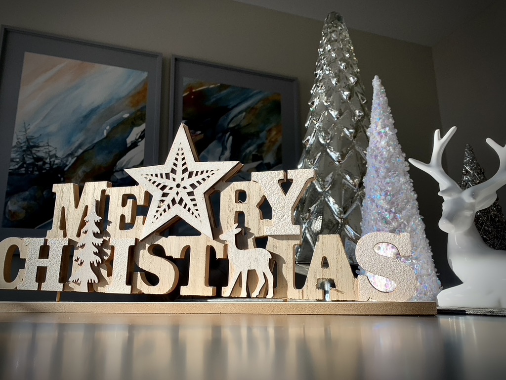 2022 Christmas Concert Everett Rrs Education On Twitter: "From My Family To Yours, Merry Christmas And  Happy Holidays! Let's Make 2022 A Year Full Of Hope, Progress And  Happiness! Shawn & Katie, Calvin & Everett Https://T.co/Hzygohq7Cc" /