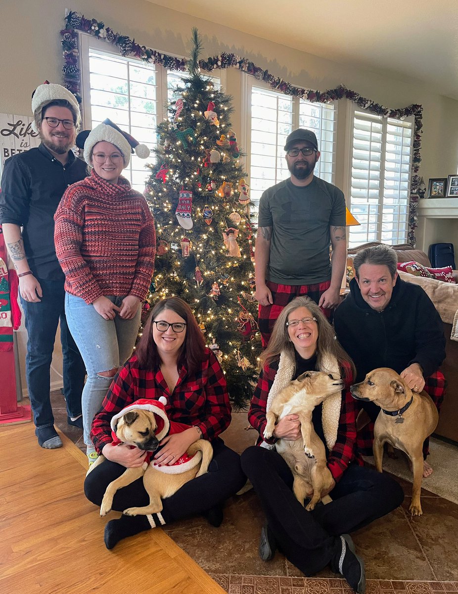 RunMorganRun's tweet image. Merry Christmas to all.