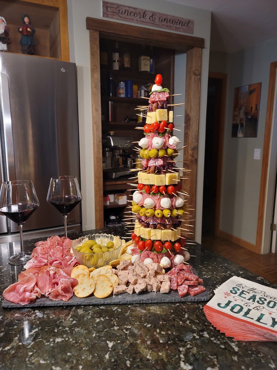 MikeDOnAir's tweet photo. Charcutetree, the return. This year it’s a damn near village of meat. The in-laws bringing the damn noise this Christmas morning! 

Thoughts, @CaptainCons? https://t.co/6dUR7M9pHr