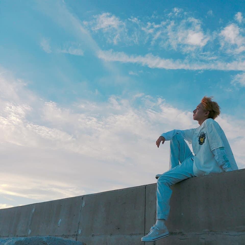 nanabe1811's tweet photo. I will always love u eventhough they treat u very bad 🥺💚 #AlwaysBeWithRENJUN https://t.co/qIwcgXZ93t