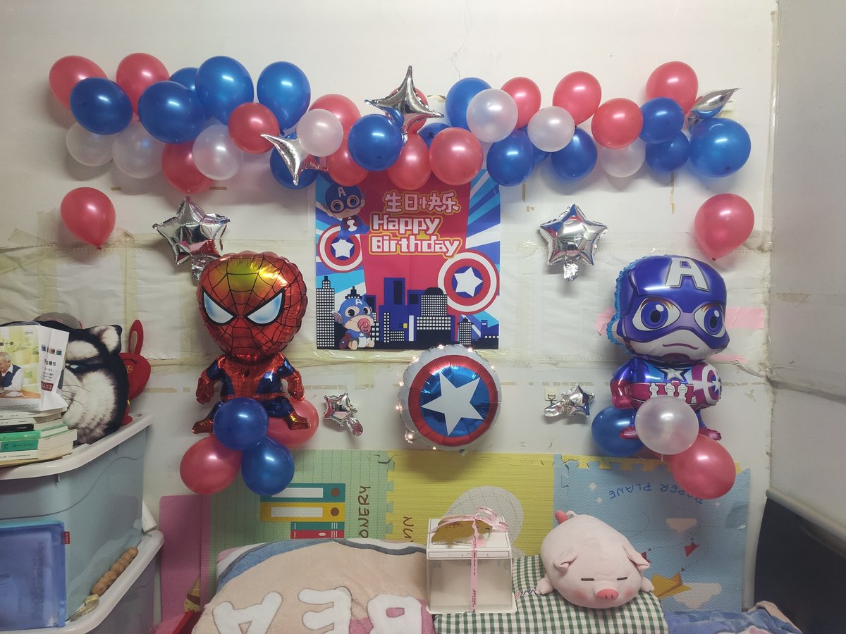 baglstc's tweet photo. 回到家，看到媳妇给我准备的生日装饰，我真的太开心了，这辈子有你值了！ https://t.co/qHy2XA1yra