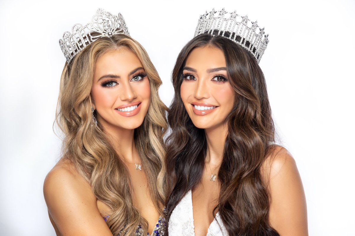 From our family to yours, wishing you a blessed holiday season! 🎁🎄 <a href="/MissTXTeenUSA/">Chanel Williams</a> <a href="/MissTXUSA/">Allie Drake</a> 

Photography: <a href="/selectstudios/">Select Studios</a> 
Makeup: <a href="/DaneUdas/">Dane  Udas</a> 
Hair: Jourdan Moore 
Style: <a href="/MuzziesProm/">Muzzie's Prom & Couture</a> + Mariah Chaney 
Jewelry: <a href="/ringwraps/">RwFine</a>

#MissTexasUSA #MissTexasTeenUSA