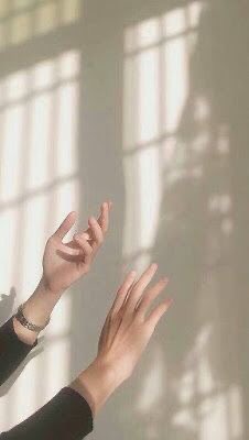 hourlyhands's tweet photo. https://t.co/T7bfEjMwQp