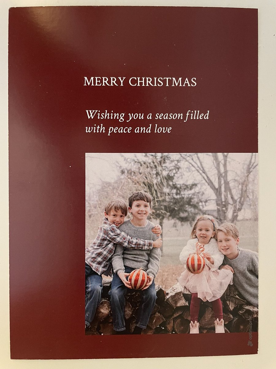MonaghansonMel's tweet photo. Merry Christmas from our family to yours! https://t.co/lC4LzpI6Jp