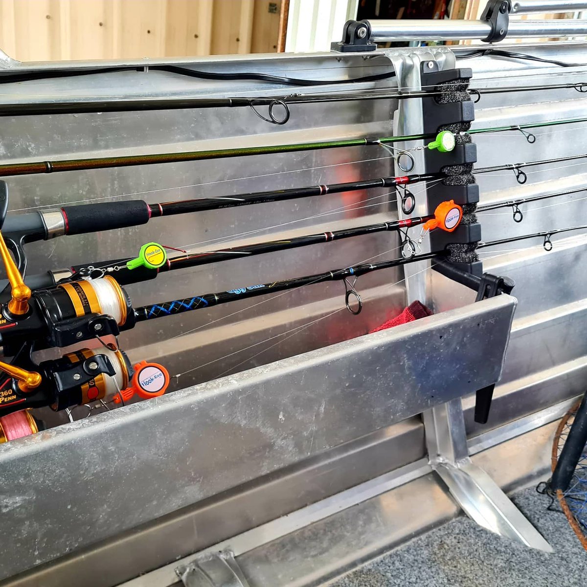 hookezeofficial's tweet photo. 📷 by @_wazza_7: Ready for tomorrow's run 👍🇭🇲🇭🇲🇭🇲👍 #greatsandystraits #fishing #fishingfrasercoast #fishingaustralia #boating #flathead #bigfish #duskyflathead #livin  #twitchtwitchboom #isitspringyet #tinnybashing #pennfishing https://t.co/rtSw1R9yCd