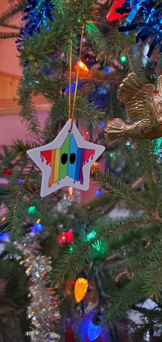 V1R4L_CoOKie's tweet photo. my parents surprised me with the drippy star ornament 😊 happy birthday everyone @SimpleFlips https://t.co/JWPlwN7z2E