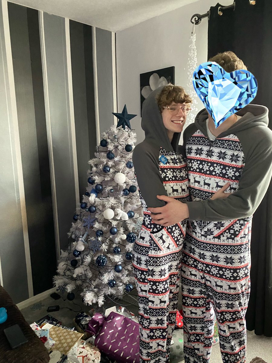 Rousdiamonds tweet picture