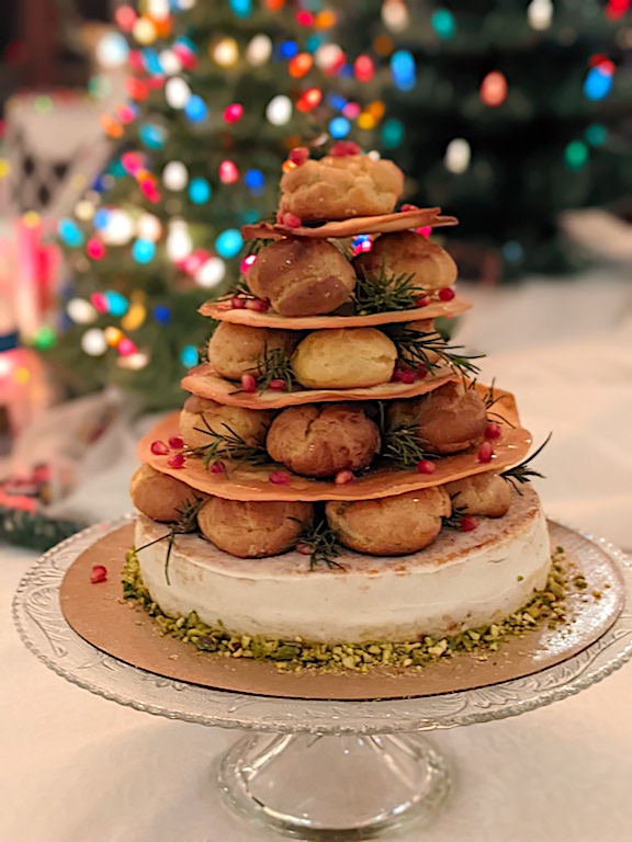 by_dolce's tweet photo. https://t.co/4DfX7AnAFO wishes
 you a MERRY CHRISTMAS.

#solodolce #Christmas2021 https://t.co/ZzrovH1Wph