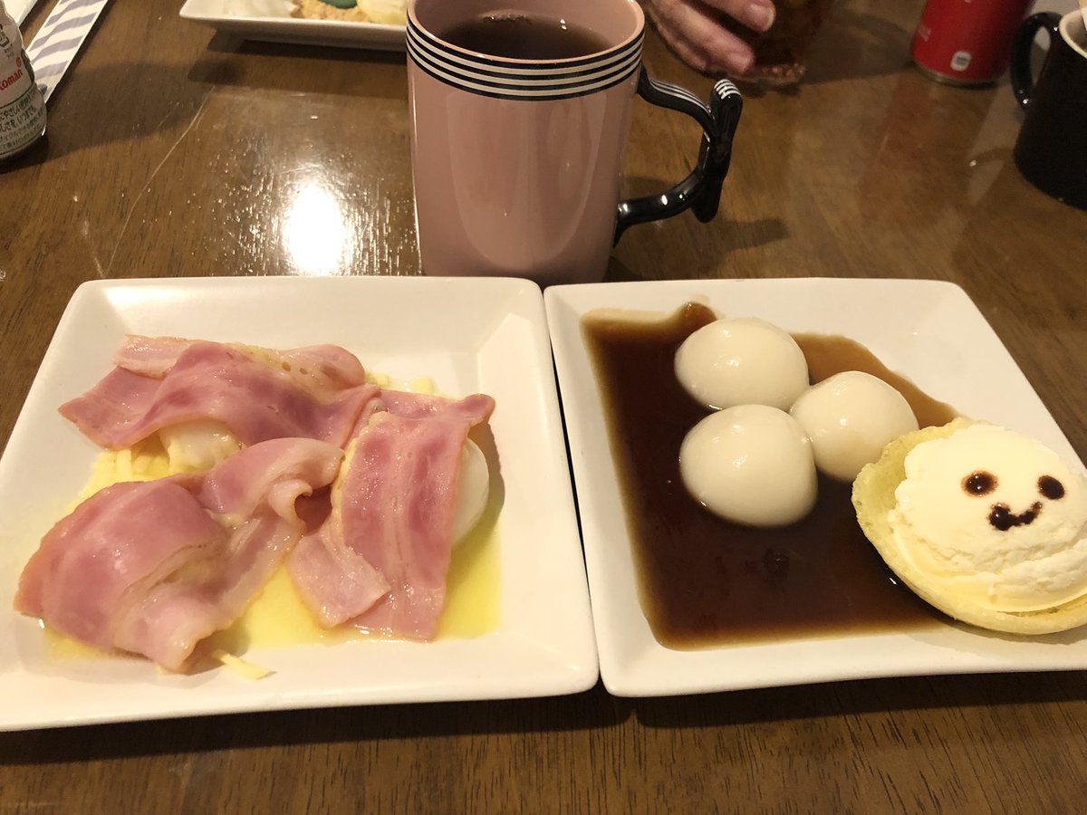 i15mi369's tweet photo. 久しぶりのしらたまさんでした🥰
やっぱり美味しいなぁ〜😍😍😍
#しらたまプラス
#難波のしらたまさん 
#ベーコンチーズしらたま 
#みたらししらたま https://t.co/Y8qYozww1J