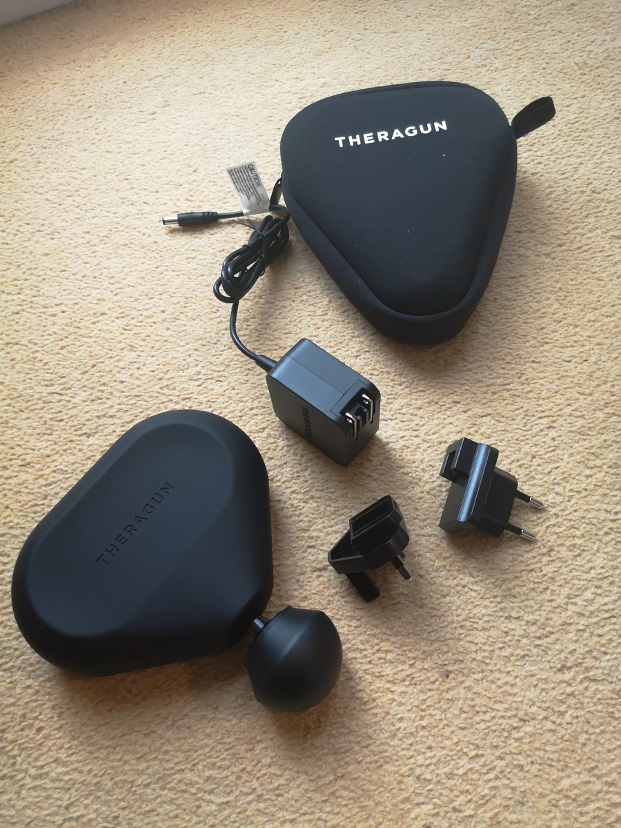 frogandpencil's tweet photo. Awesome Xmas gift from the bear but we can't figure out how to attach the UK plug adapter. Are we being dumb? Please help @therabody @TherabodyHelp @theragun Merry Christmas 🖤 https://t.co/JVRAVa6H6q