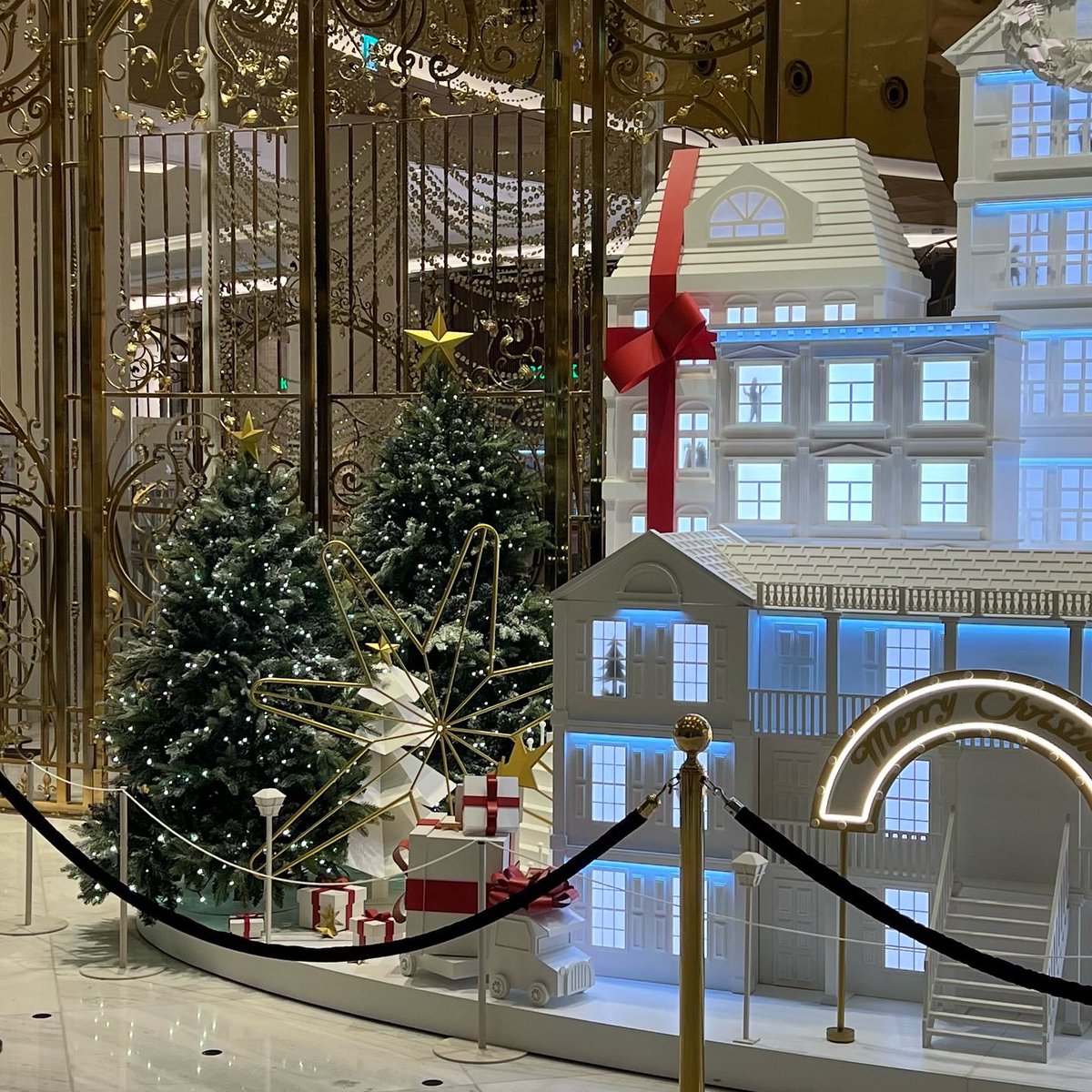 Christmas in Seoul 🎅🎄🤍✨