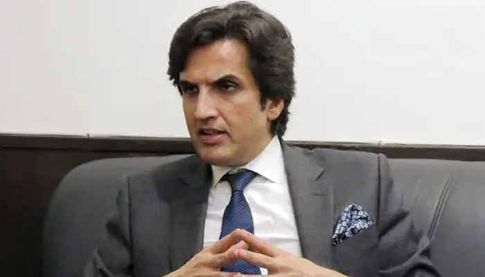 Anumz9's tweet photo. Congratulations to Khusro Bakhtiar for becoming the President of South Punjab 
As well as the good news will be heard for the people of South Punjab.Secretariat on Mati-Tel Road in Multan is being made and also the secretariat work in Bahawalpur is starting soon.
#PTIGovernment https://t.co/GPYtF4kdxW